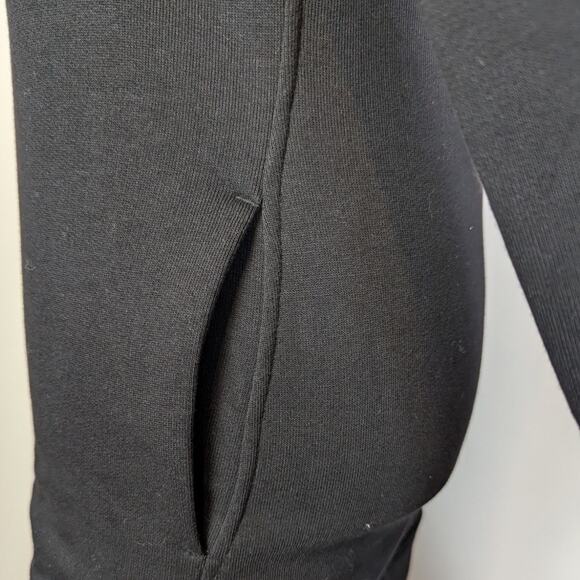 Saint + Sofia Turtleneck Cotton Sweatshirt Black - Picture 11 of 16